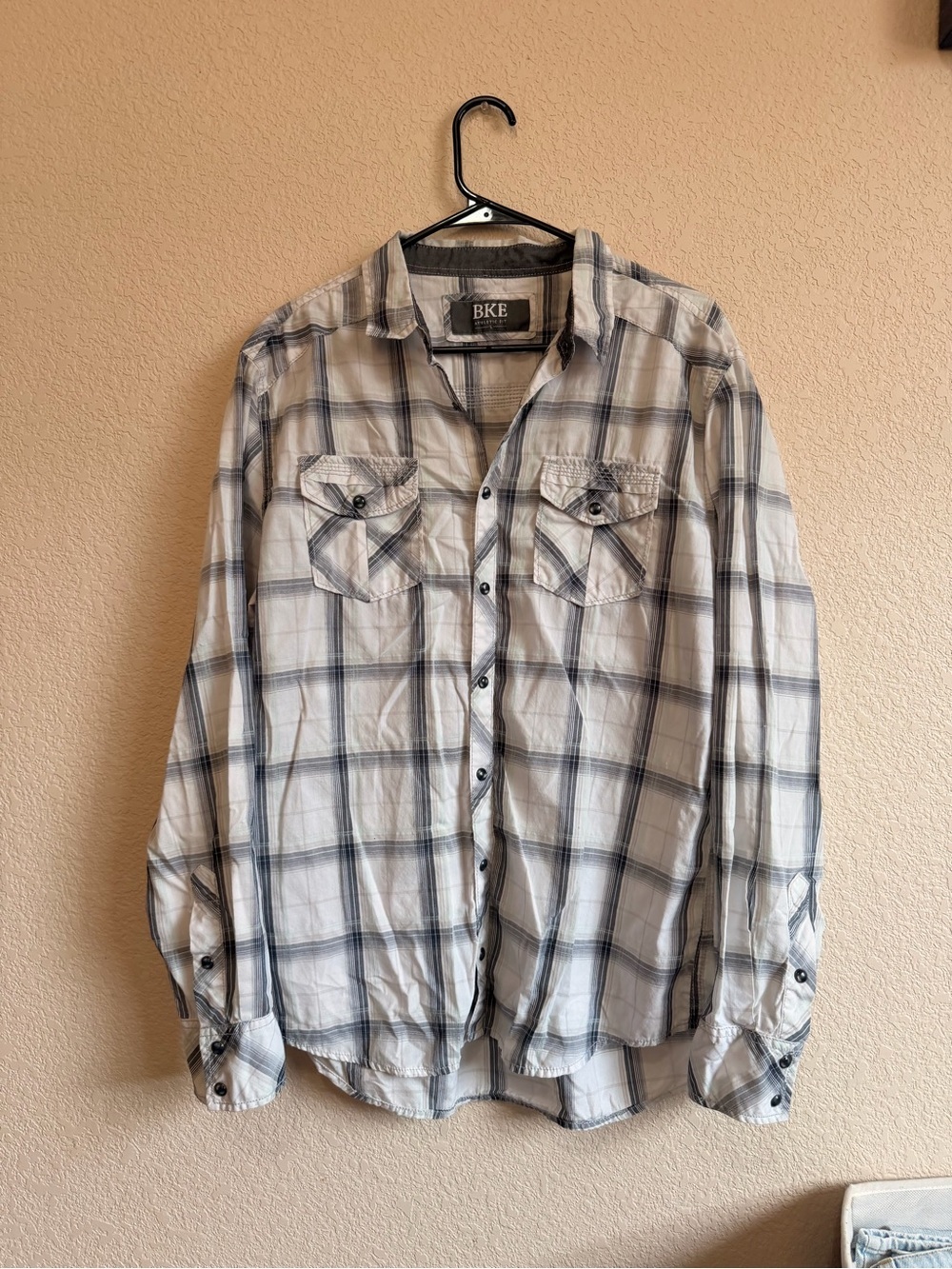 BKE Men’s Long Sleeve Plaid Button-Up Shirt
